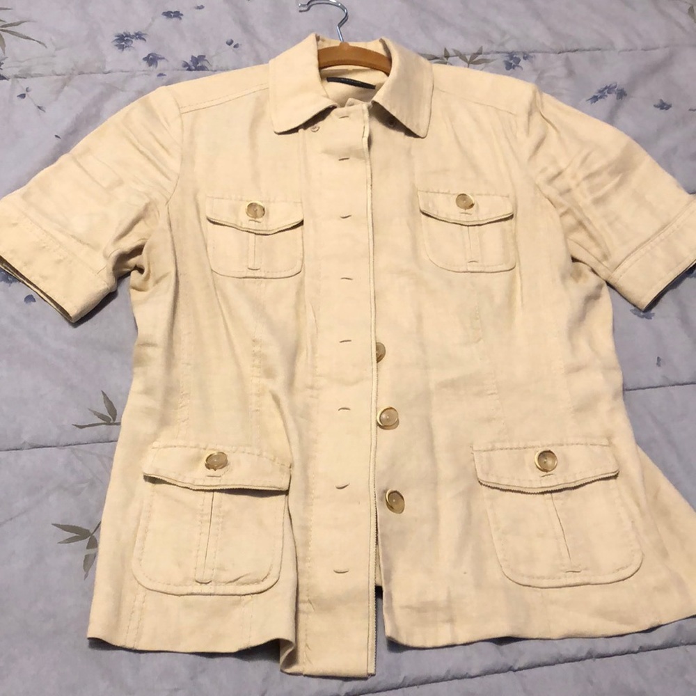 Elie Tahari linen button down shirt